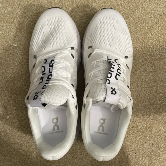 On cloud surfer “white/frost” size 9.5 women’s size 8 men’s - Picture 3 of 6